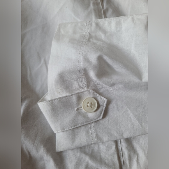 NWT Donna Karan New York white, bottom down shirt. - Picture 7 of 9